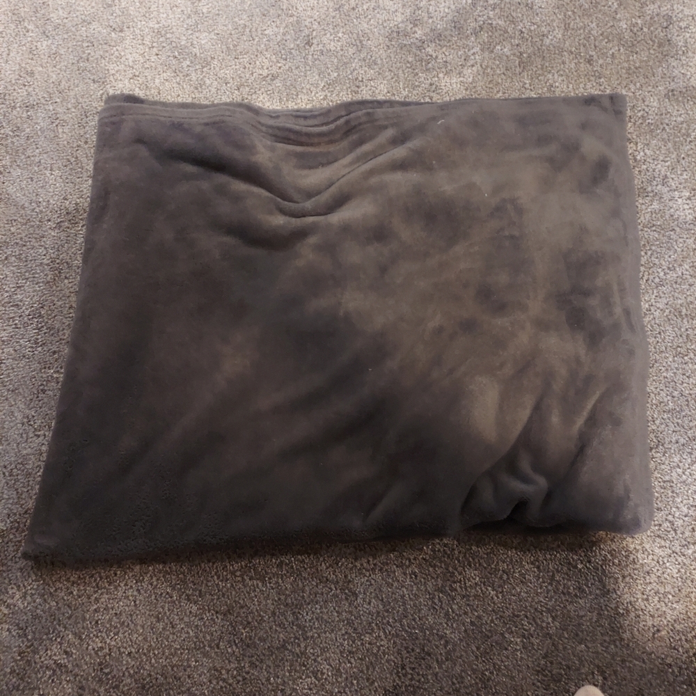 Gray Plush throw blanket twin size Room Essentials soft